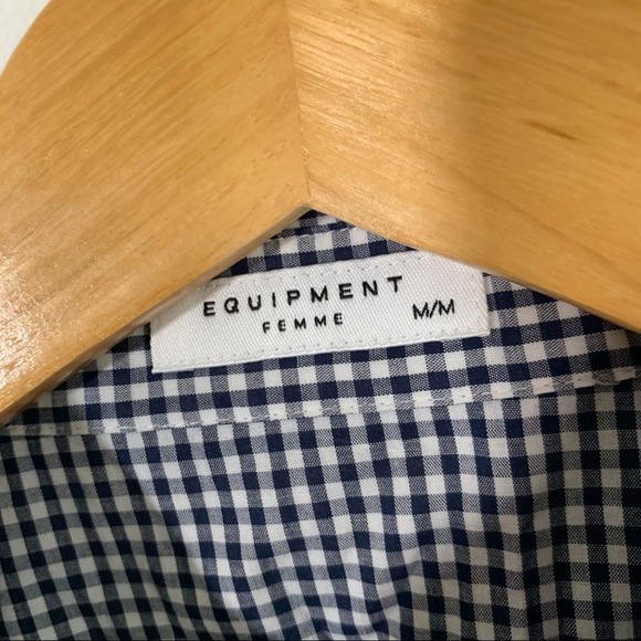 Equipment Colleen Sleeveless Collard Button Down Gingham Navy Blouse Size Medium - Picture 8 of 8